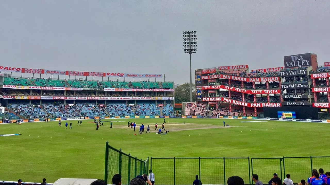 ENG vs AFG, world cup 2023 Arun Jaitley Cricket Stadium Pitch Report